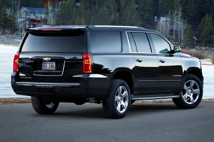 img_Black_Chevy_Suburban_2